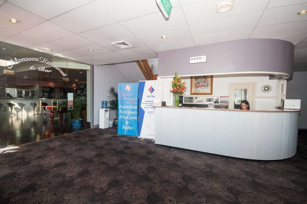 Capital Airport Motel 昆比恩 外观 照片